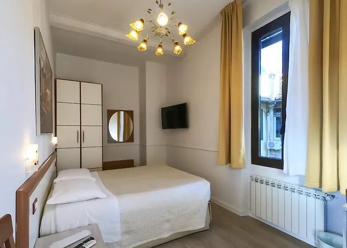 Rubino Bed & Breakfast 4*